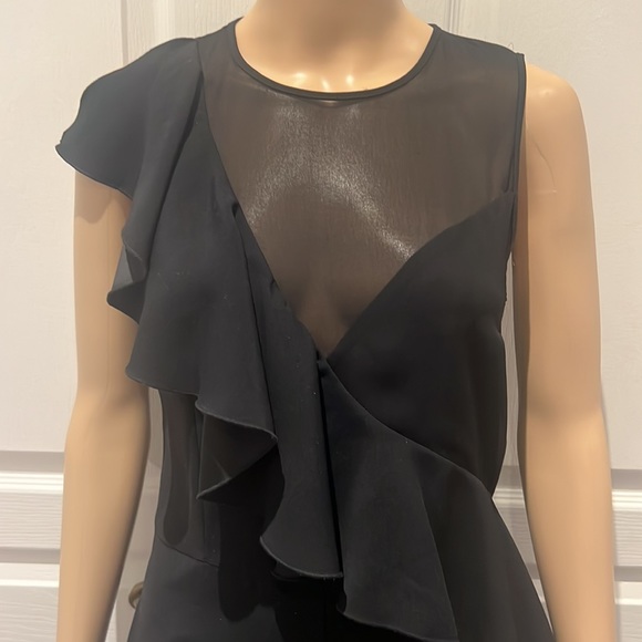 Beautiful Black Jumpsuit with a ruffle detail - Picture 2 of 4